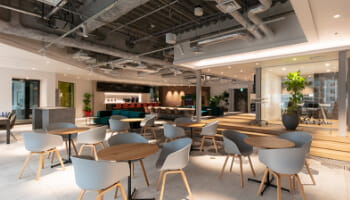 GENIEE社内ツアー